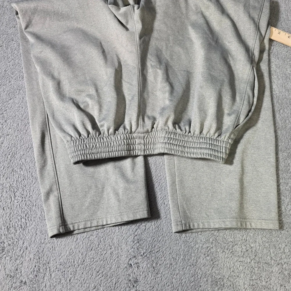 Under Armour Mens Medium Sweatpants Gray Relaxed Fit Straight Leg Joggers Active